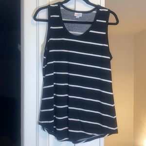 EUC LLR tank top. Size XL. Black and white